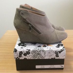 CL by Laundry dark taupe wedge ankle booties